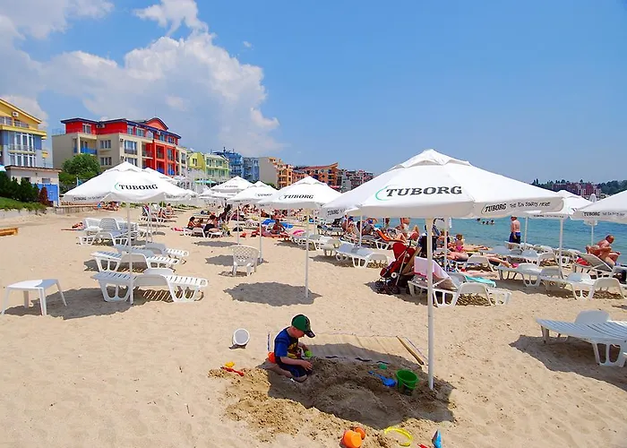 Aurelia Complex Ravda