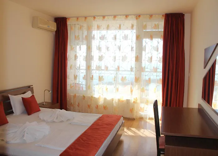 Aurelia Complex 3* Ravda