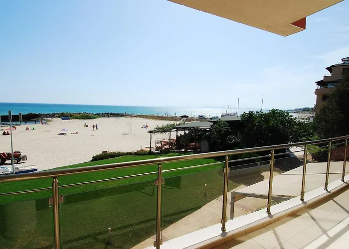 Aurelia Complex Ravda