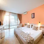 Aurelia Complex 3* رافدا