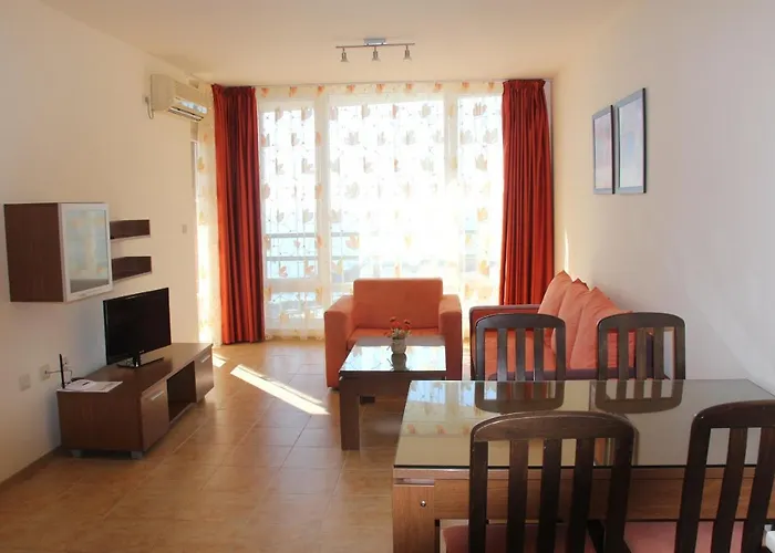 Aurelia Complex Равда